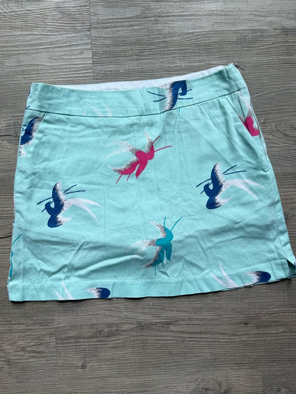 Haute Shot Golf Bird Print Skort Women’s Size 4 Aqua Blue Pink Golfcore